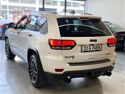 جیپ گراند شیرۆکی